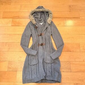 Old Navy Grey Cable Knit Toggle Cardigan Hooded Faux Fur Trim Sweater Womens M